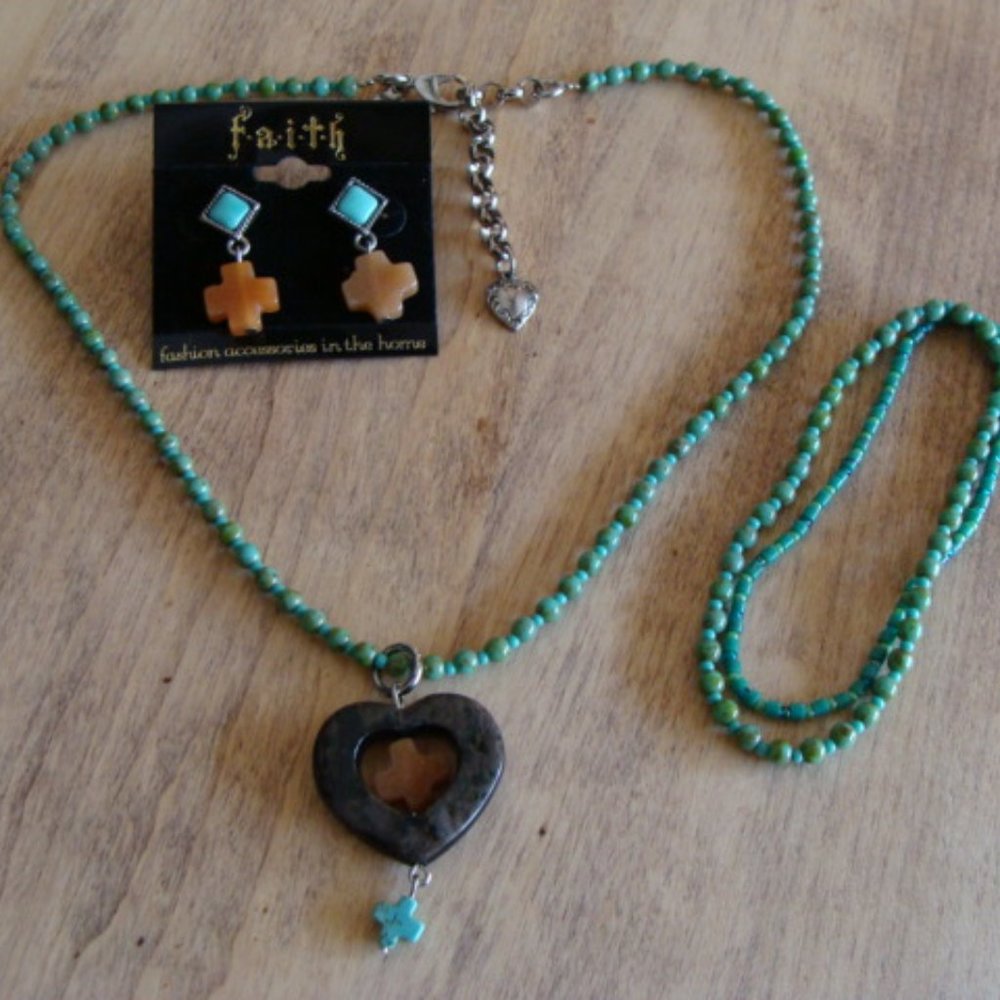 handmade blue beaded jewelry set
